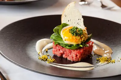 Essen im Hotel oder in der Nähe