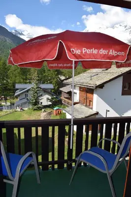 Ein allgemeiner Bergblick oder ein Berglick von der Ferienwohnung aus