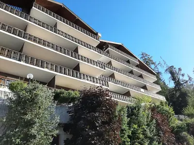 Das Gebäude in dem sich die Ferienwohnung befindet