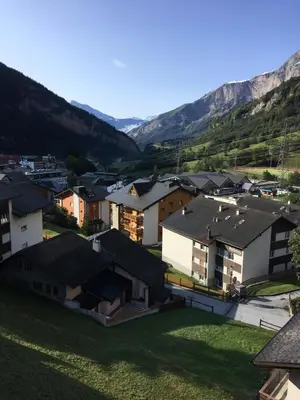 Ein allgemeiner Bergblick oder ein Berglick von der Ferienwohnung aus