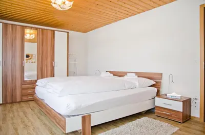 Ein Bett oder Betten in einem Zimmer der Unterkunft Apartment Neuenhaus - GRIWA RENT AG