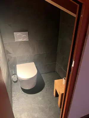 Ein Badezimmer in der Unterkunft La Chujale