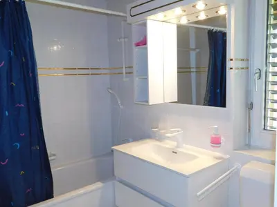 Ein Badezimmer in der Unterkunft Residence Edelweiss A131