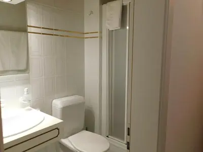Ein Badezimmer in der Unterkunft Residence Edelweiss A131
