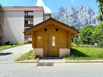 Ein allgemeiner Bergblick oder ein Berglick von der Ferienwohnung aus