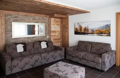 Ein Sitzbereich in der Unterkunft Hotel Hemizeus & Iremia Spa