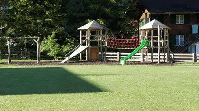 Ein Kinderspielbereich in der Unterkunft Belle Epoque Hotel Victoria & Apartments