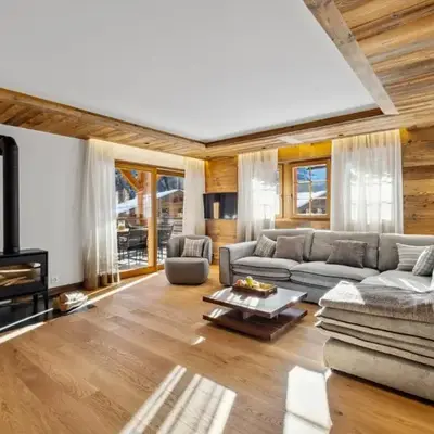 Chalet Larchwood by Mrs Miggins