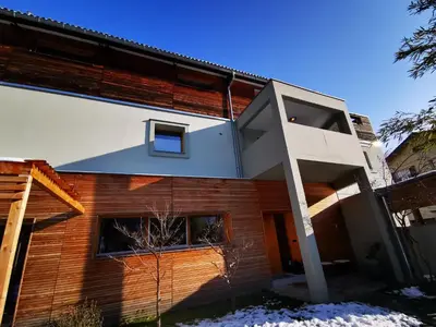 Das Gebäude in dem sich die Ferienwohnung befindet