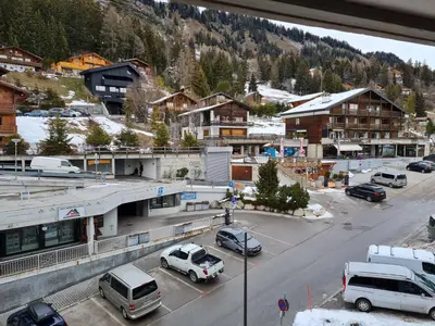 Ein allgemeiner Bergblick oder ein Berglick von der Ferienwohnung aus