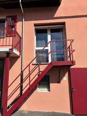 Ein Balkon oder eine Terrasse in der Unterkunft Auberge Les Rangs