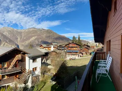 Ein allgemeiner Bergblick oder ein Berglick von der Ferienwohnung aus