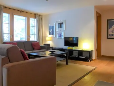 TV/Unterhaltungsangebot in der Unterkunft Apartment Shangri La by Interhome