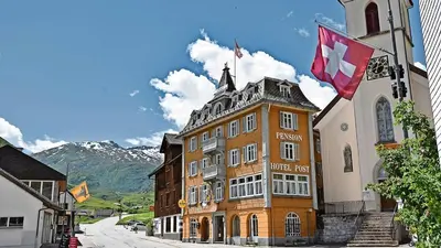 Ein allgemeiner Bergblick oder ein Berglick von der Ferienwohnung aus