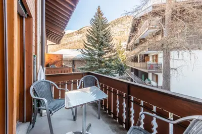 Ein allgemeiner Bergblick oder ein Berglick von der Ferienwohnung aus