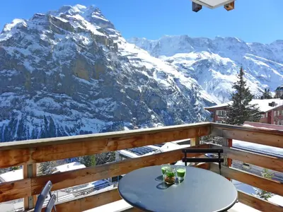 Ein allgemeiner Bergblick oder ein Berglick von der Ferienwohnung aus