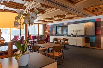 Ein Sitzbereich in der Unterkunft Sunstar Hotel & SPA Grindelwald