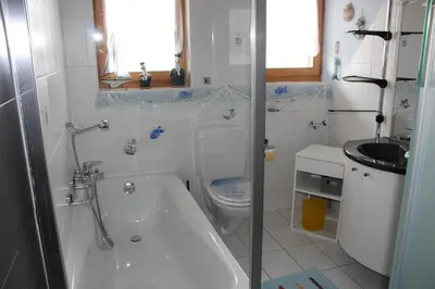 Ein Badezimmer in der Unterkunft Beau-Site 7