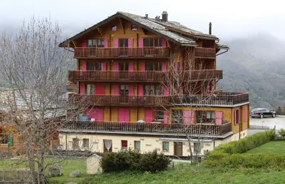 Ein allgemeiner Bergblick oder ein Berglick von der Ferienwohnung aus