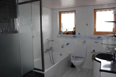 Ein Badezimmer in der Unterkunft Beau-Site 7