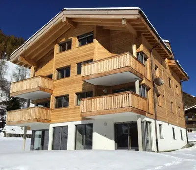 Das Gebäude in dem sich die Ferienwohnung befindet
