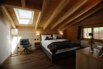 Ein Bett oder Betten in einem Zimmer der Unterkunft Bodehüttli