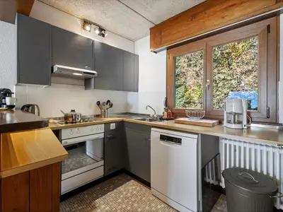 Küche/Küchenzeile in der Unterkunft Apartment Lisière-Sud A 17 by Interhome