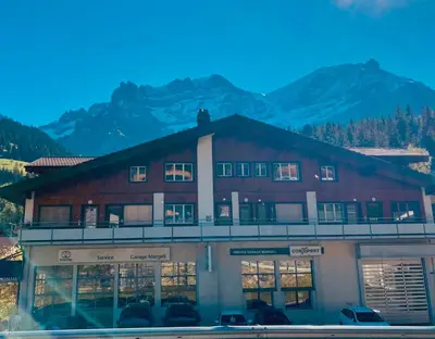 Ein allgemeiner Bergblick oder ein Berglick von der Ferienwohnung aus