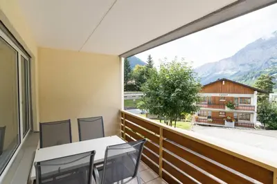 Ein allgemeiner Bergblick oder ein Berglick von der Ferienwohnung aus