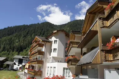 Ein allgemeiner Bergblick oder ein Berglick von des Hotels aus