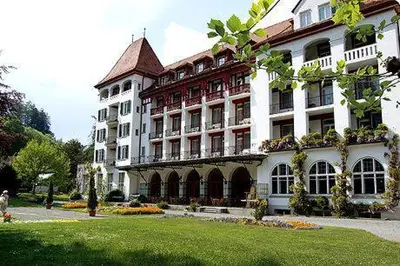 Ein Garten an der Unterkunft Mattenhof Resort
