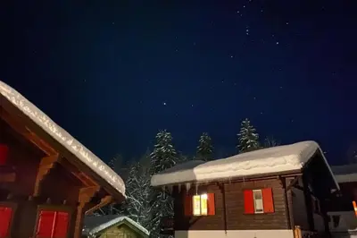 Das Gebäude in dem sich das Chalet befindet