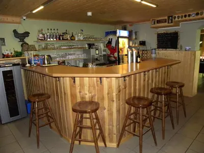 Lounge oder Bar in der Unterkunft Hotel Restaurant Walliser Sonne