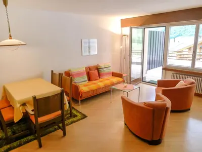 Ein Sitzbereich in der Unterkunft Apartment Ringstrasse Apt 126 by Interhome