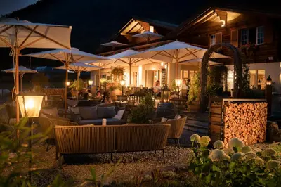 Ein Garten an der Unterkunft Hotel-Restaurant Burgseeli