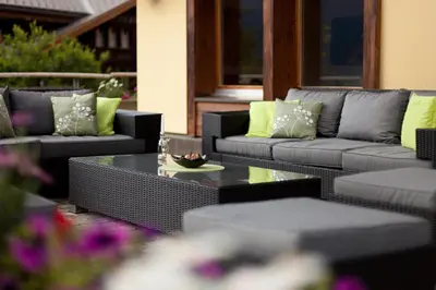 Ein Sitzbereich in der Unterkunft Hotel Edelweiss