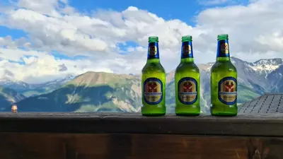 Ein allgemeiner Bergblick oder ein Berglick von der Ferienwohnung aus
