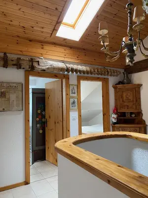 Grundriss der Unterkunft Stilvolle grosszügige 7.5 Zi Maisonette Wohnung 10 Pers