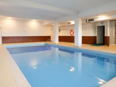 Der Swimmingpool an oder in der Nähe von Studio Résidence du Rhône B61 by Interhome