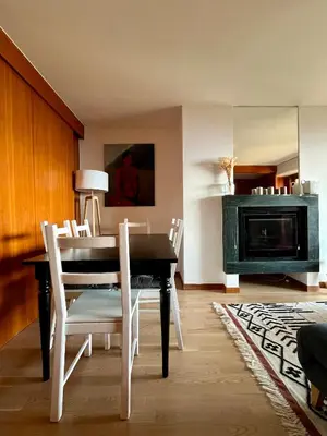 Ein Sitzbereich in der Unterkunft Renovated Apartment 5 min to Crans Montana Center