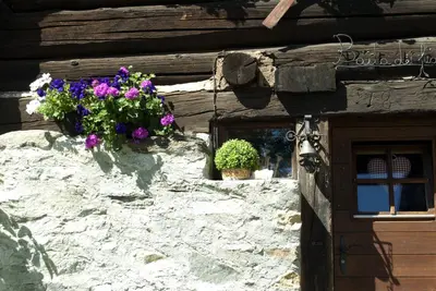 Das Gebäude in dem sich das Bed & Breakfast befindet