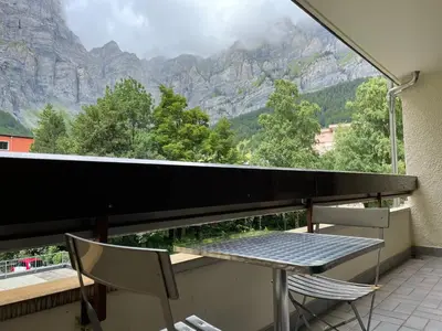 Ein allgemeiner Bergblick oder ein Berglick von der Ferienwohnung aus