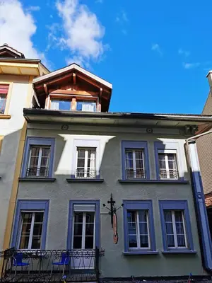 Das Gebäude in dem sich die Ferienwohnung befindet