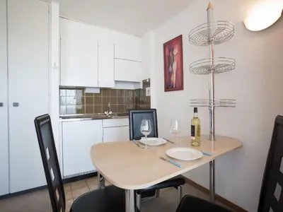 Küche/Küchenzeile in der Unterkunft Studio Combire 405 by Interhome
