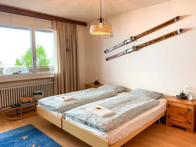 Ein Bett oder Betten in einem Zimmer der Unterkunft Studio Apartment Alpine Lodge (36m2) - Bettmeralp - Ski in/out - South facing, overlooking the Alps