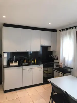 Küche/Küchenzeile in der Unterkunft Appartamento da 2 locali a Bosco Gurin