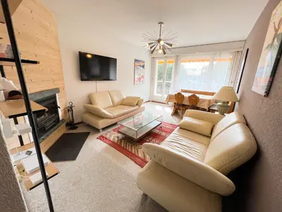 TV/Unterhaltungsangebot in der Unterkunft Bel appartement 3 pièces au pied des pistes de ski