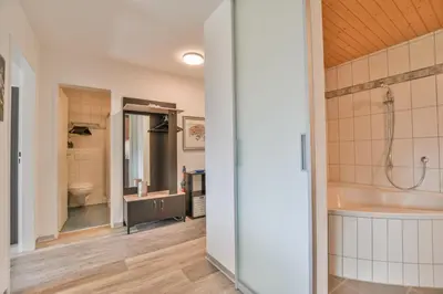 Ein Badezimmer in der Unterkunft Valaisia 134