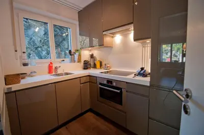 Küche/Küchenzeile in der Unterkunft Haus Bodmen C, Apartment Edelweiss