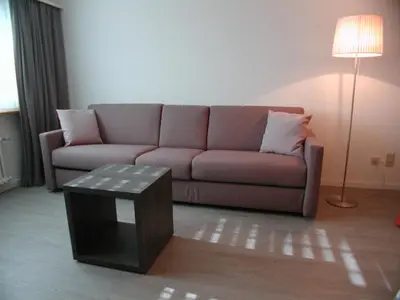 Ein Sitzbereich in der Unterkunft Brunegghorn 4